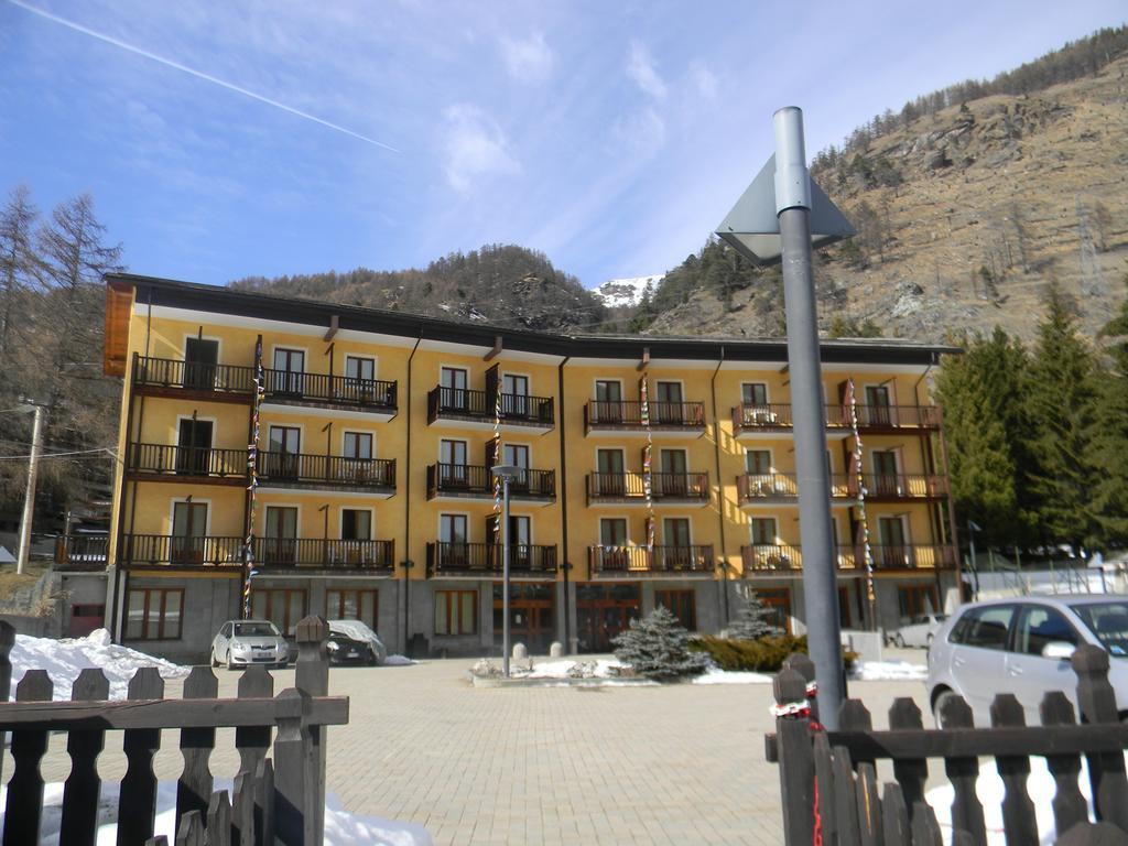 Casalpina Don Barra Hotel Pragelato Bagian luar foto
